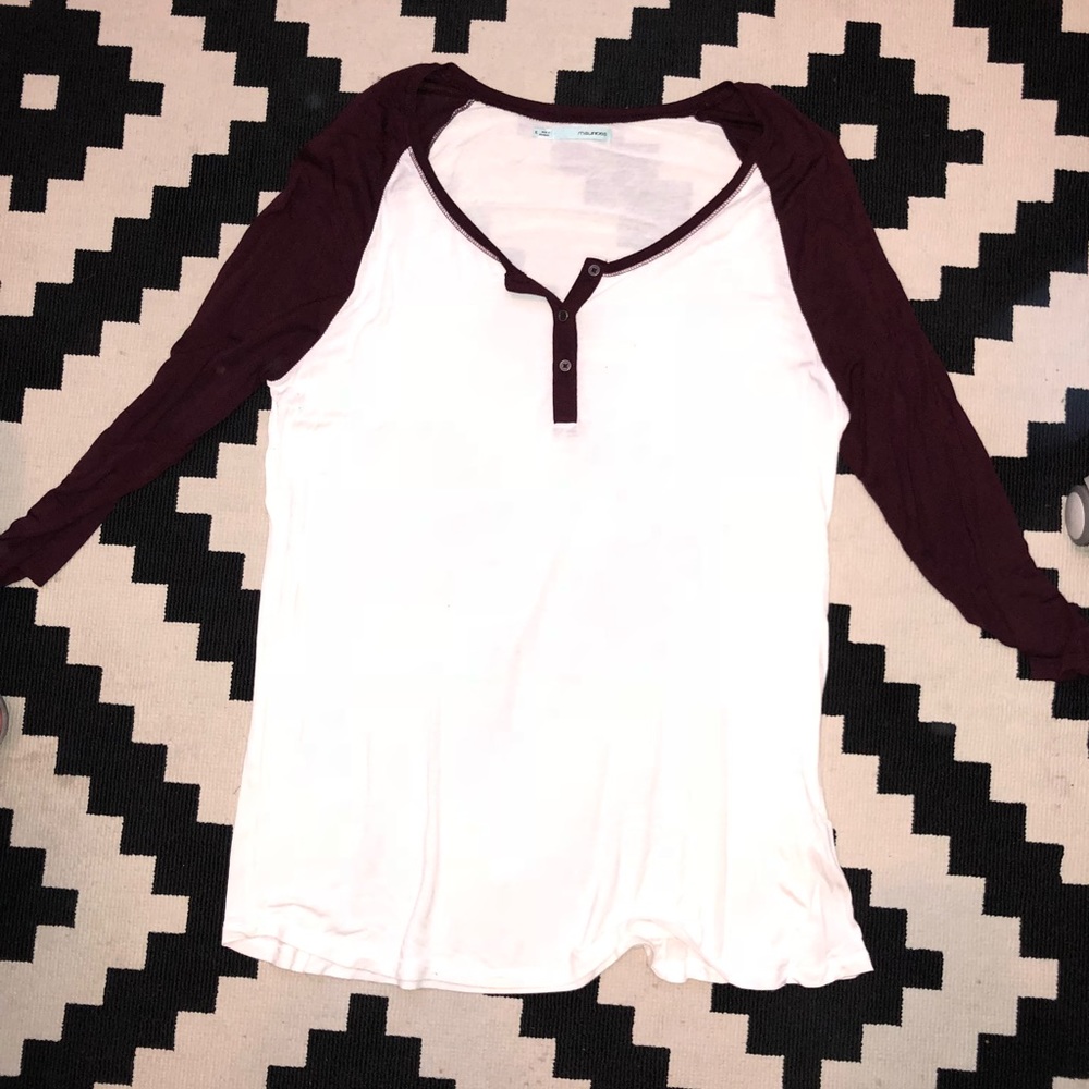 Maurice’s baseball Tee